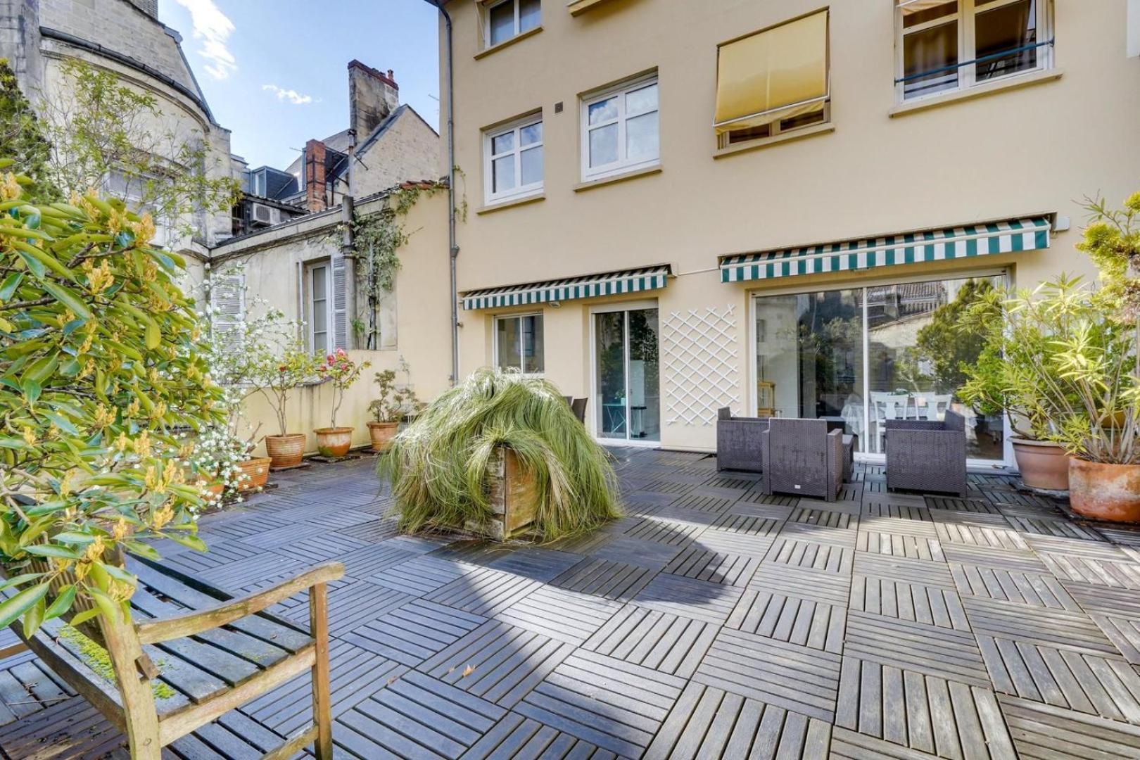 Lovely Apartment With Exceptional Terrace Bordeaux Kültér fotó